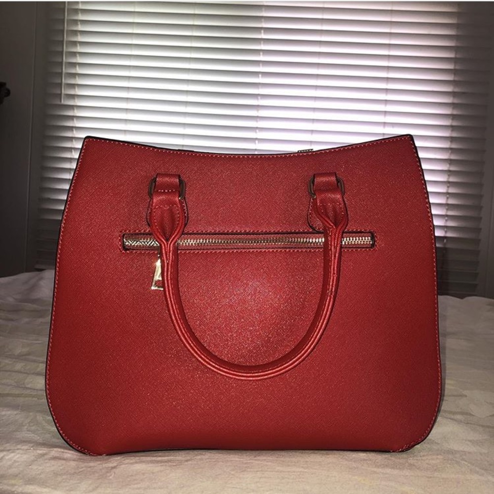 brand new red purse!